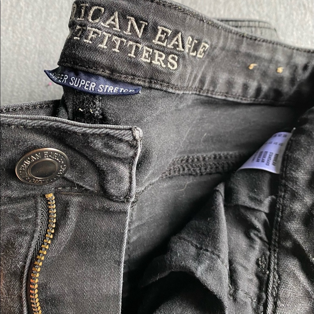 American Eagle High Rise Jeans